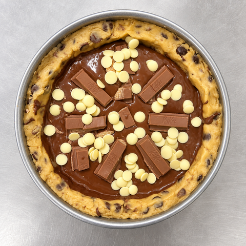 KitKat Cookie Pie