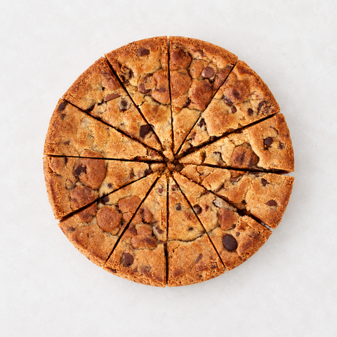 KitKat Cookie Pie